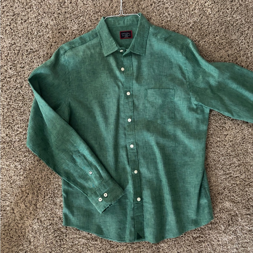 Green Untuckit Button Down. Excellent Condition - image 1